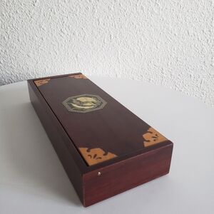 Vintage Jewelry Trinket box made in Korea IMart mother of pearl inlaid deco.